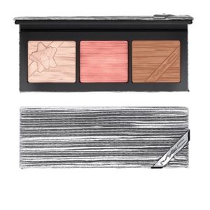 NWT MAC Shiny Pretty Things Face Compact: Fair